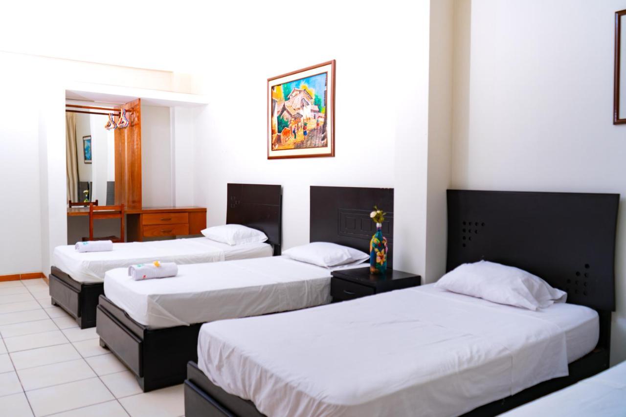 Brest Amazon Hotel Tarapoto Buitenkant foto